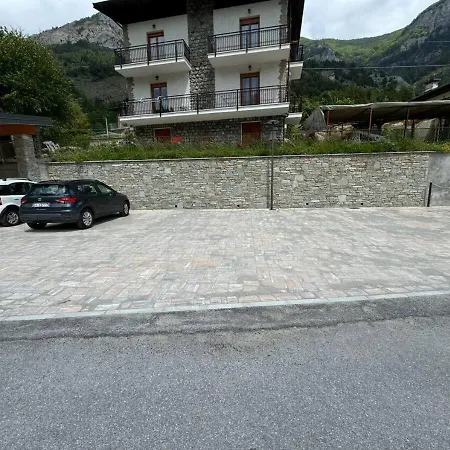 Rustico Con Vista Sulla Valle Stura Apartamento